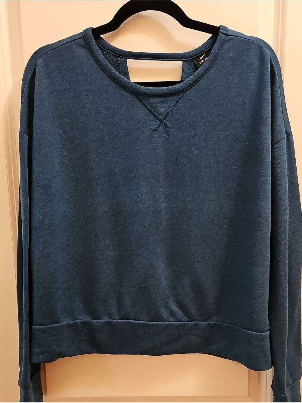 Nike Sweatshirt - Picture 1 of 6